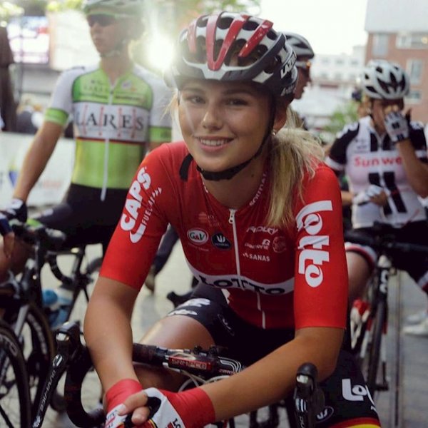 Des photos intimes de la cycliste Puck Moonen, divulguées sur Internet