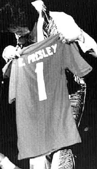Elvis Presley : photos de sa vie