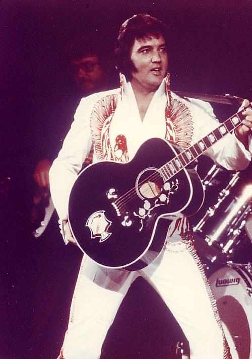 Elvis Presley : photos de sa vie