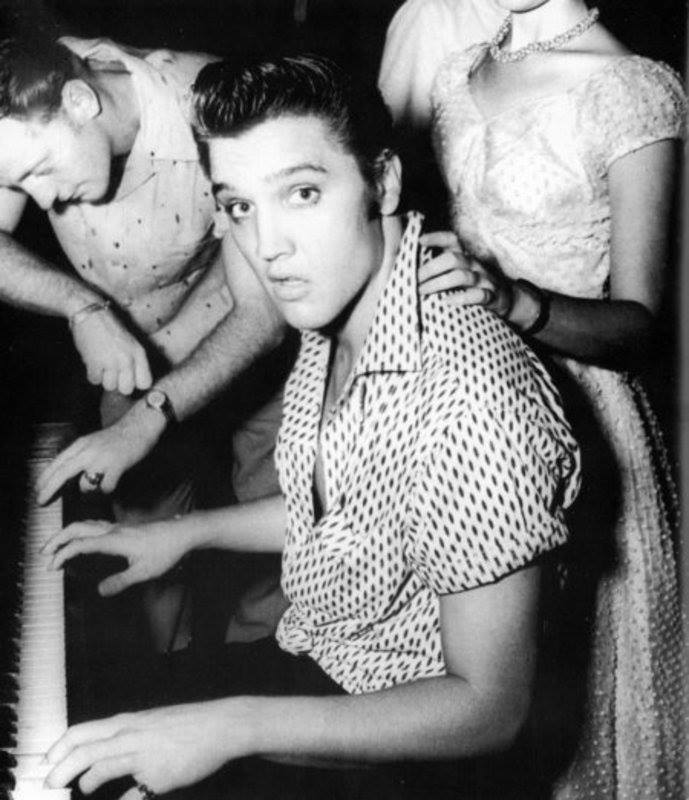 Elvis Presley : photos de sa vie