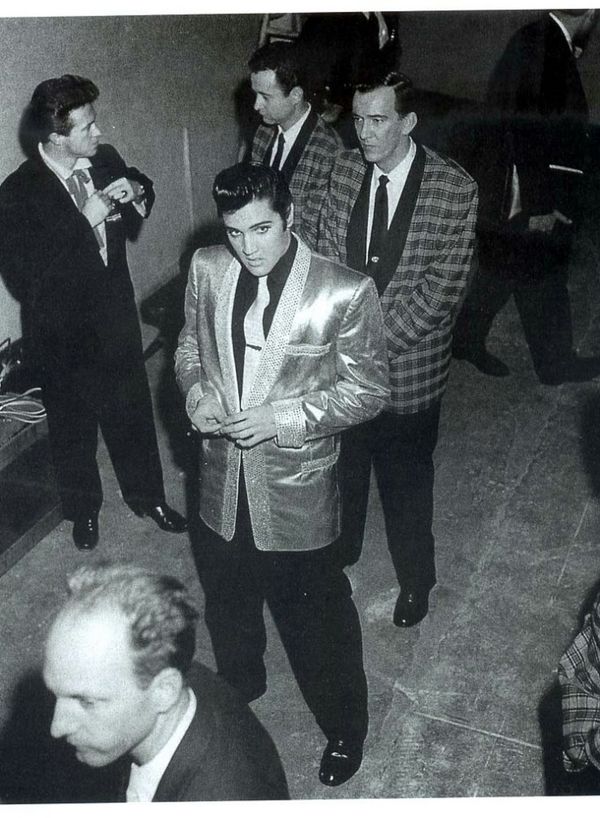 Elvis Presley : photos de sa vie