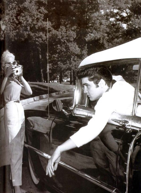 Elvis Presley : photos de sa vie