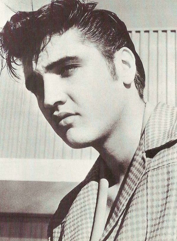 Elvis Presley : photos de sa vie