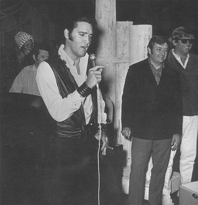Elvis Presley : photos de sa vie