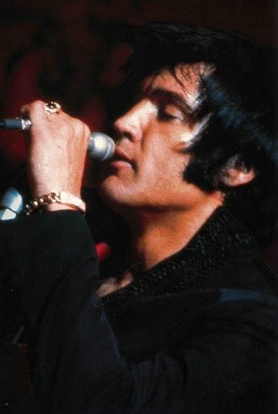 Elvis Presley : photos de sa vie