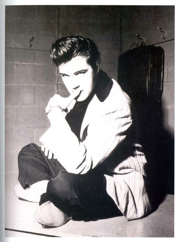 Elvis Presley : photos de sa vie