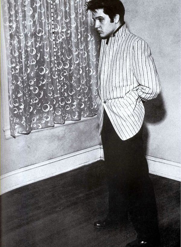 Elvis Presley : photos de sa vie