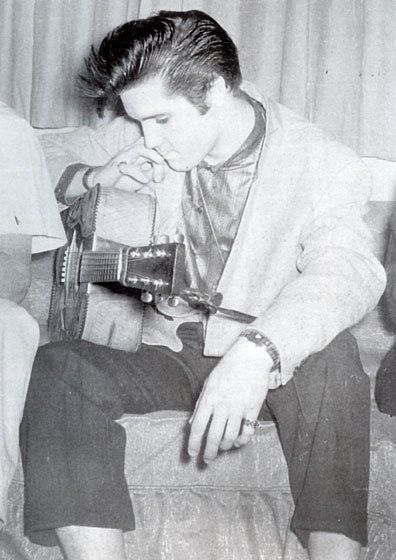 Elvis Presley : photos de sa vie
