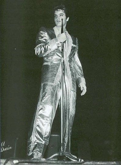 Elvis Presley : photos de sa vie