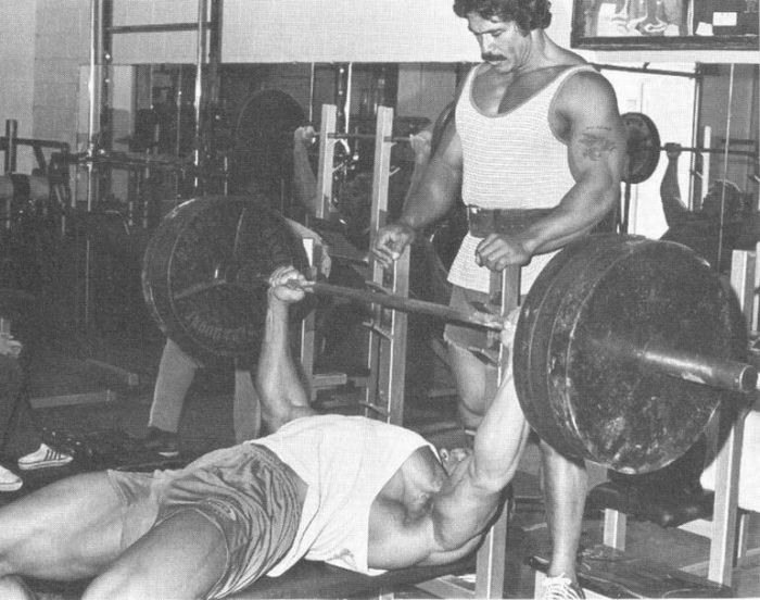 Arnold Schwarzenegger jeune