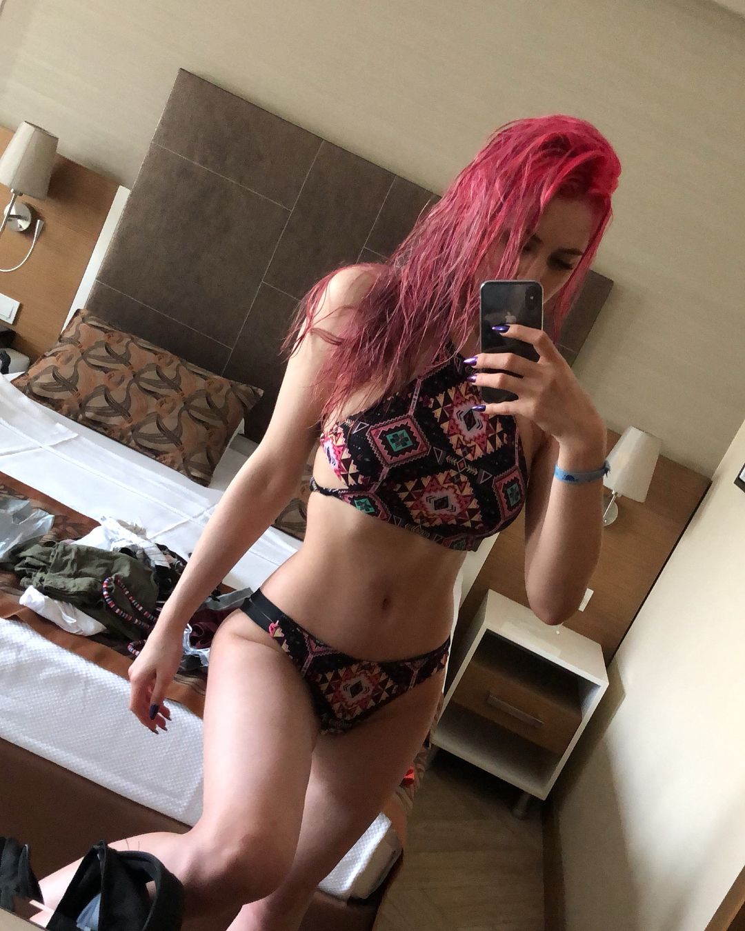 Morana Bathory nue