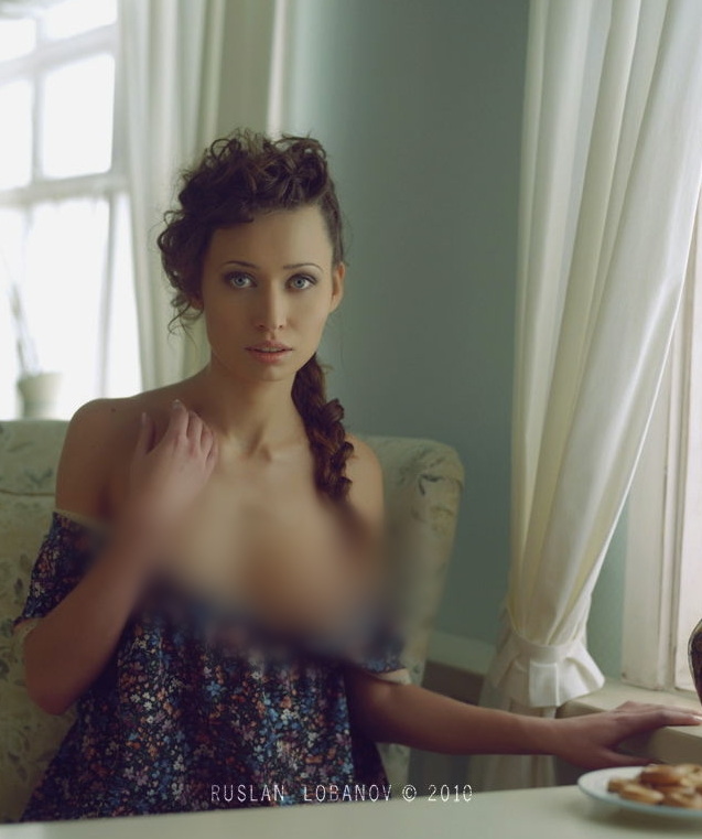 Victoria Yushkevich complètement nue