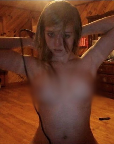 Des photos d'Evanna Lynch nue qui ont fuité