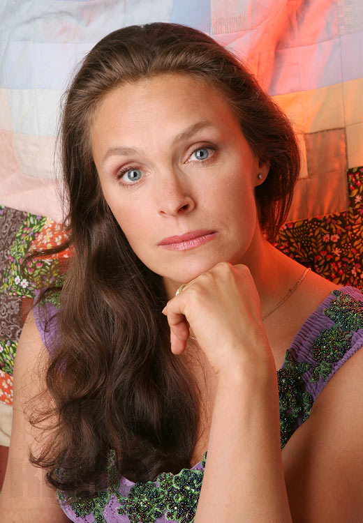 Marina Moguilevskaya nue