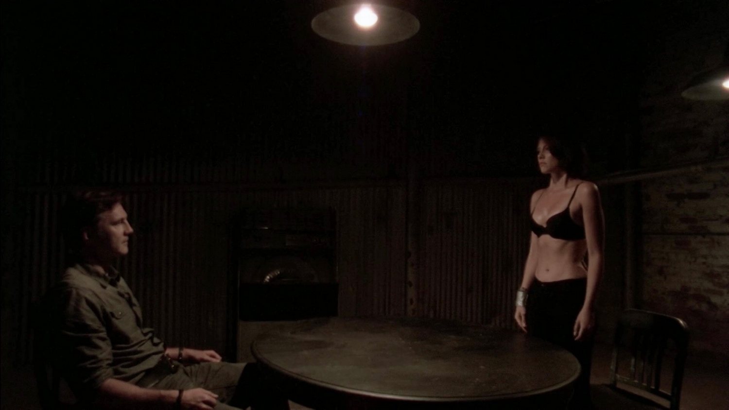 Lauren Cohan nue