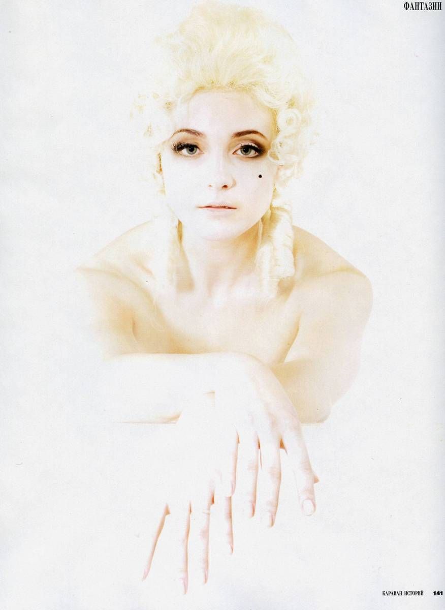 Anna Snatkina nue