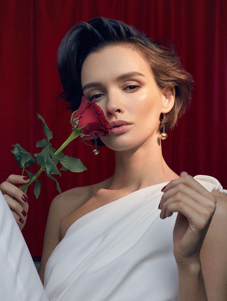 Paulina Andreeva nue