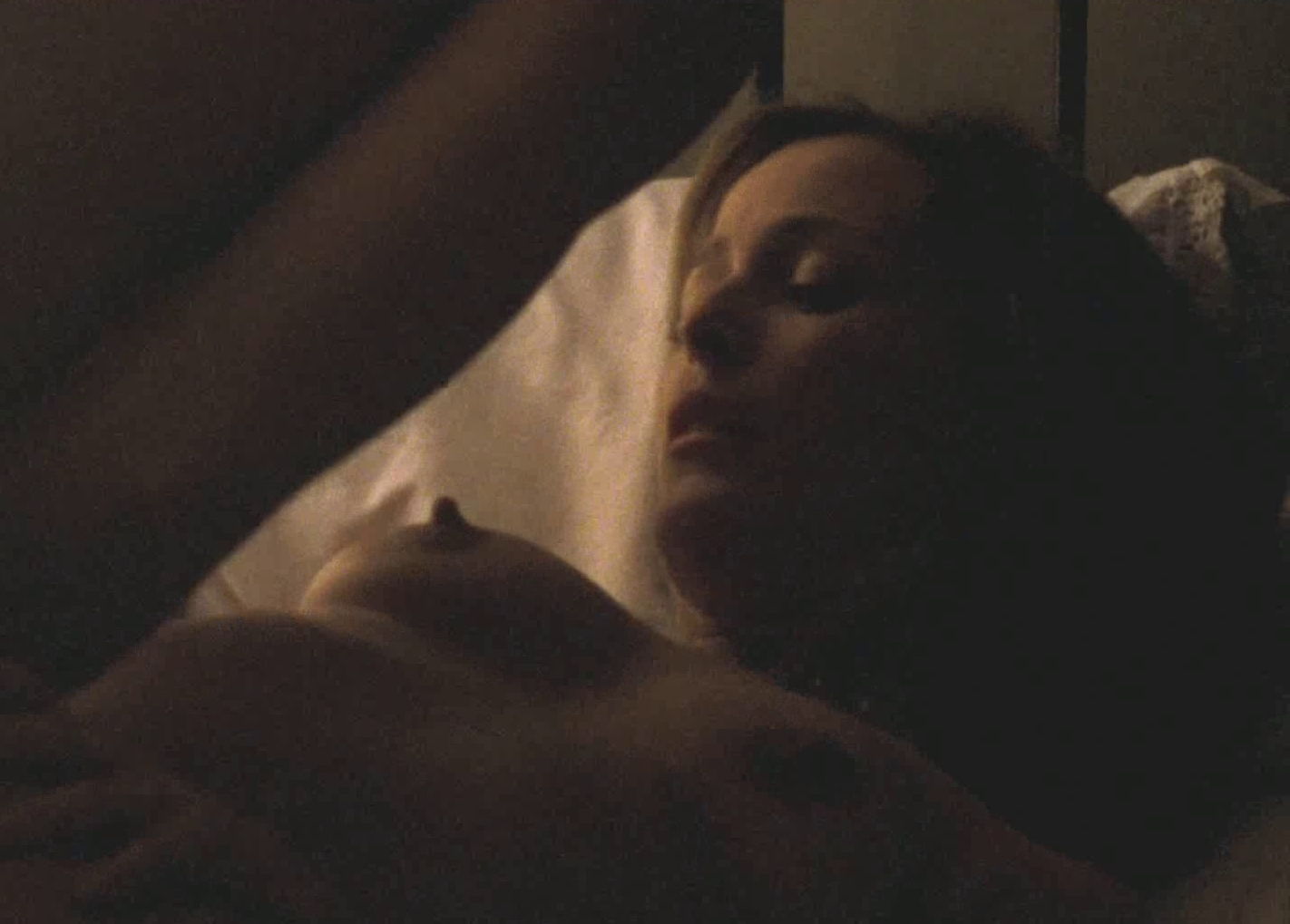 Gillian Anderson Nue