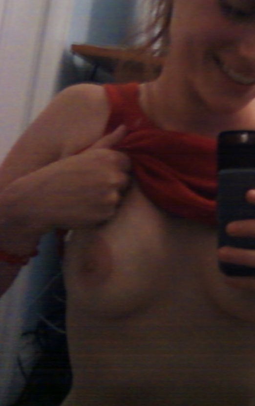 Une photo de Melanie Laurent nue qui a fuité