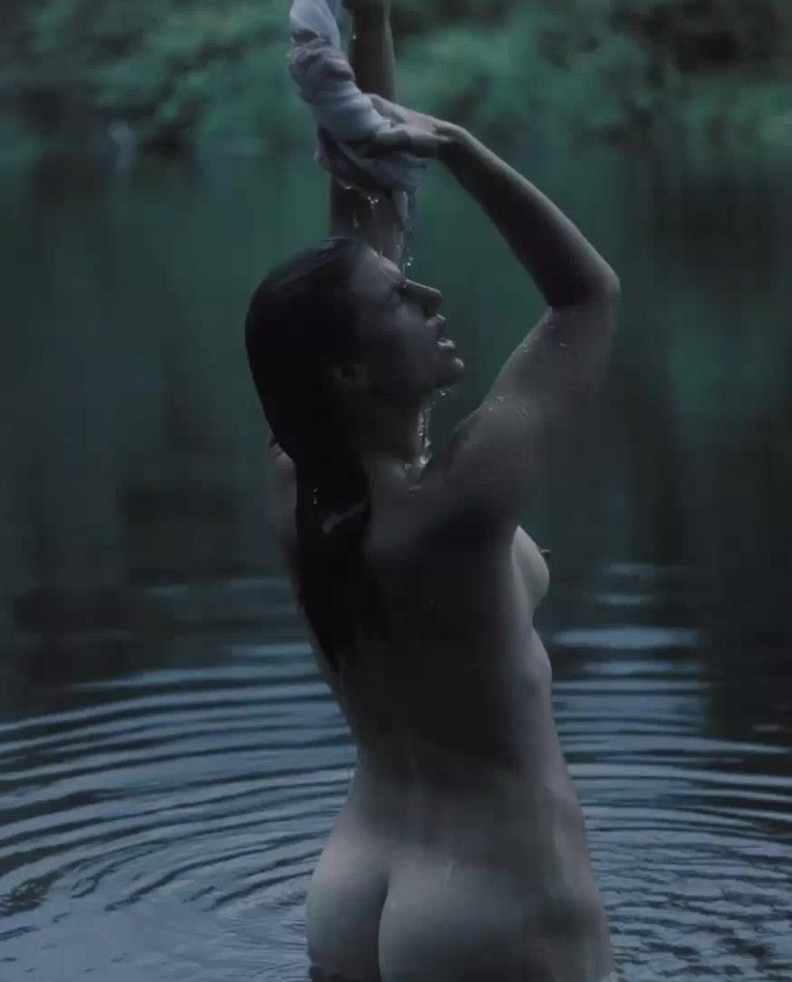 Maryana Spivak Nue