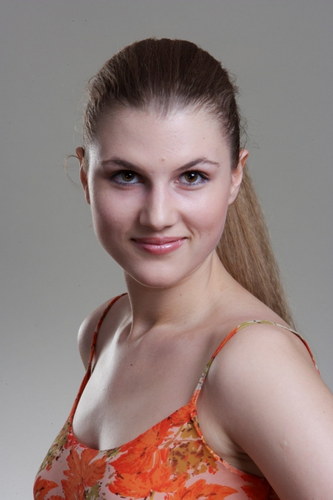 Maryana Spivak Nue