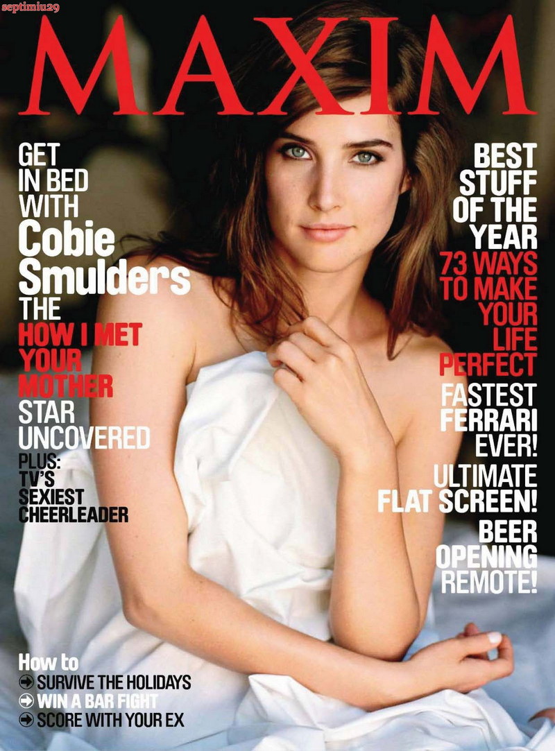 Cobie Smulders nue
