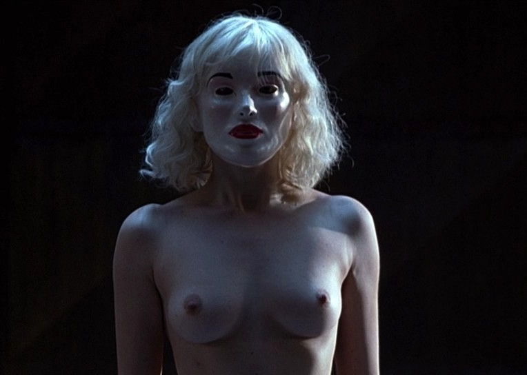 Ksenia Rappoport complètement nue
