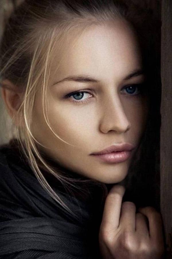 Svetlana Ustinova Nue