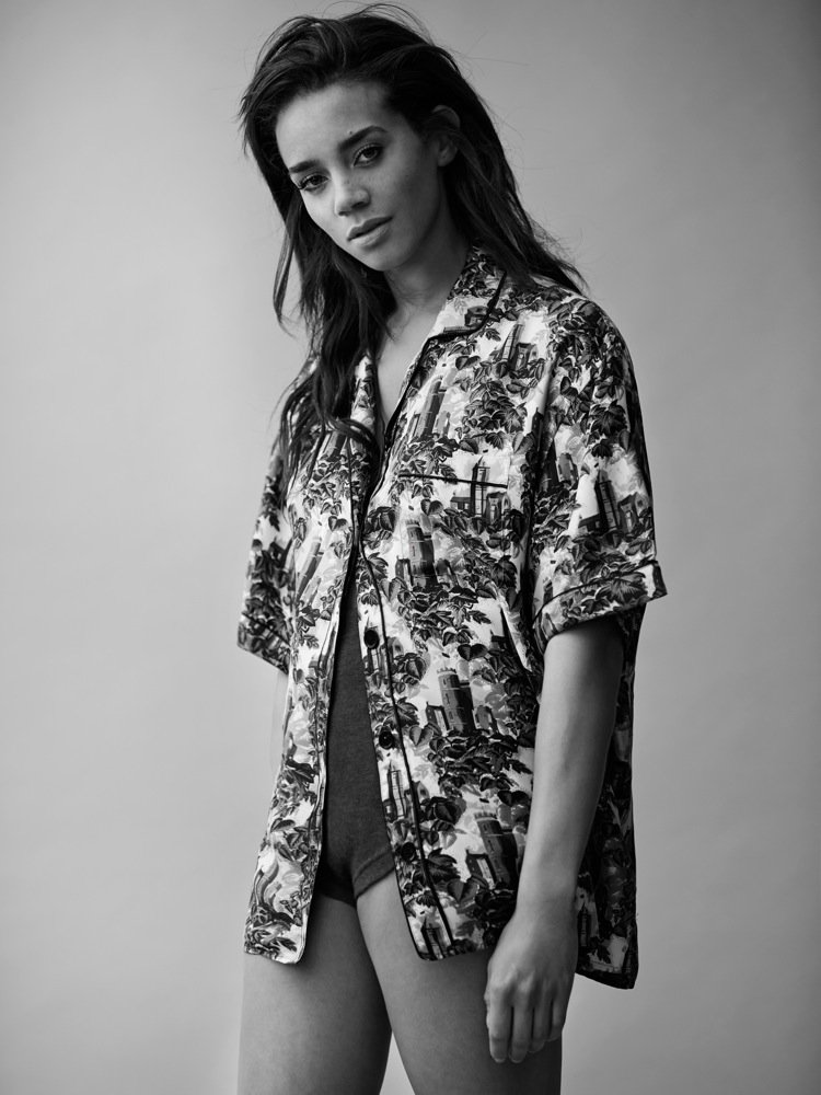 Photos chaudes d'Hannah John-Kamen