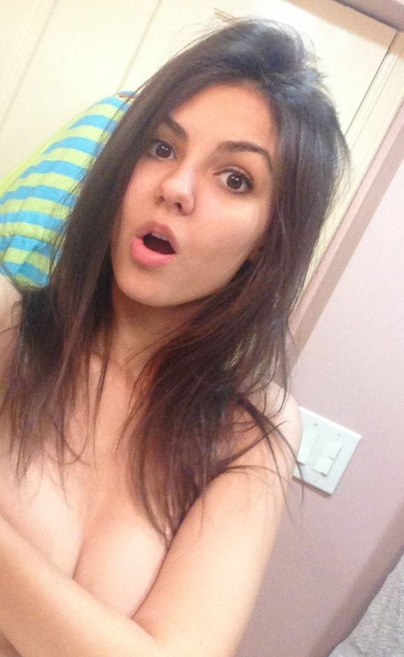 Une photo de Victoria Justice nue a fuité