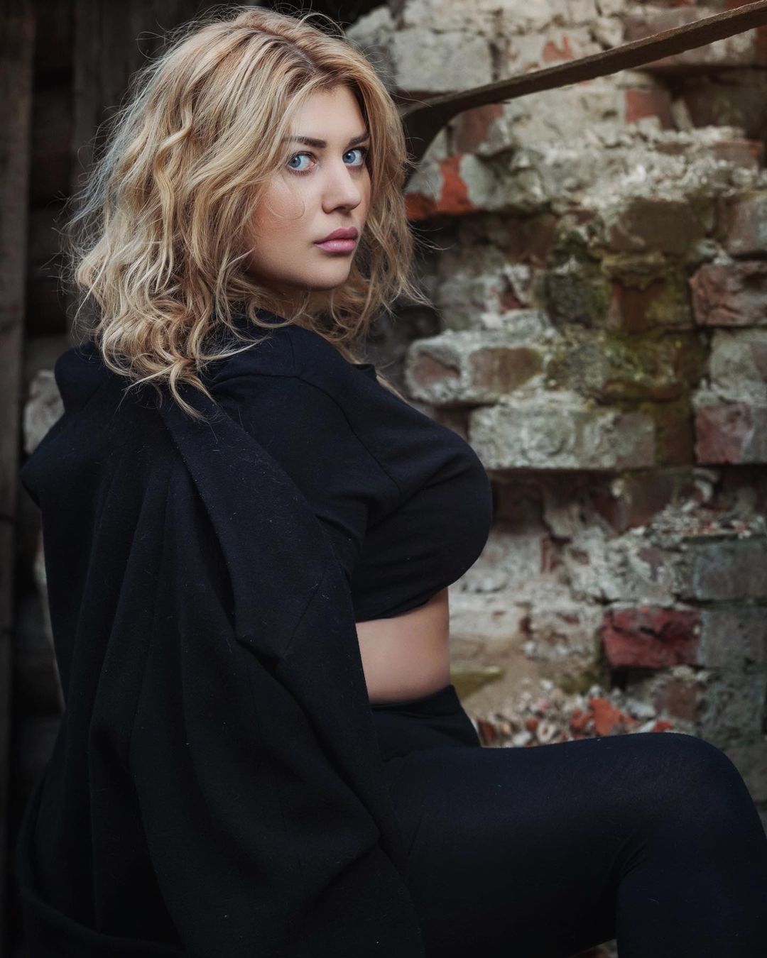 Elizaveta Goncharenko complètement nue