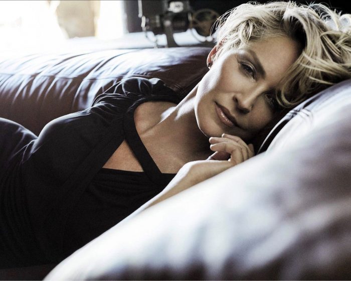 Photos rares de Sharon Stone jeune