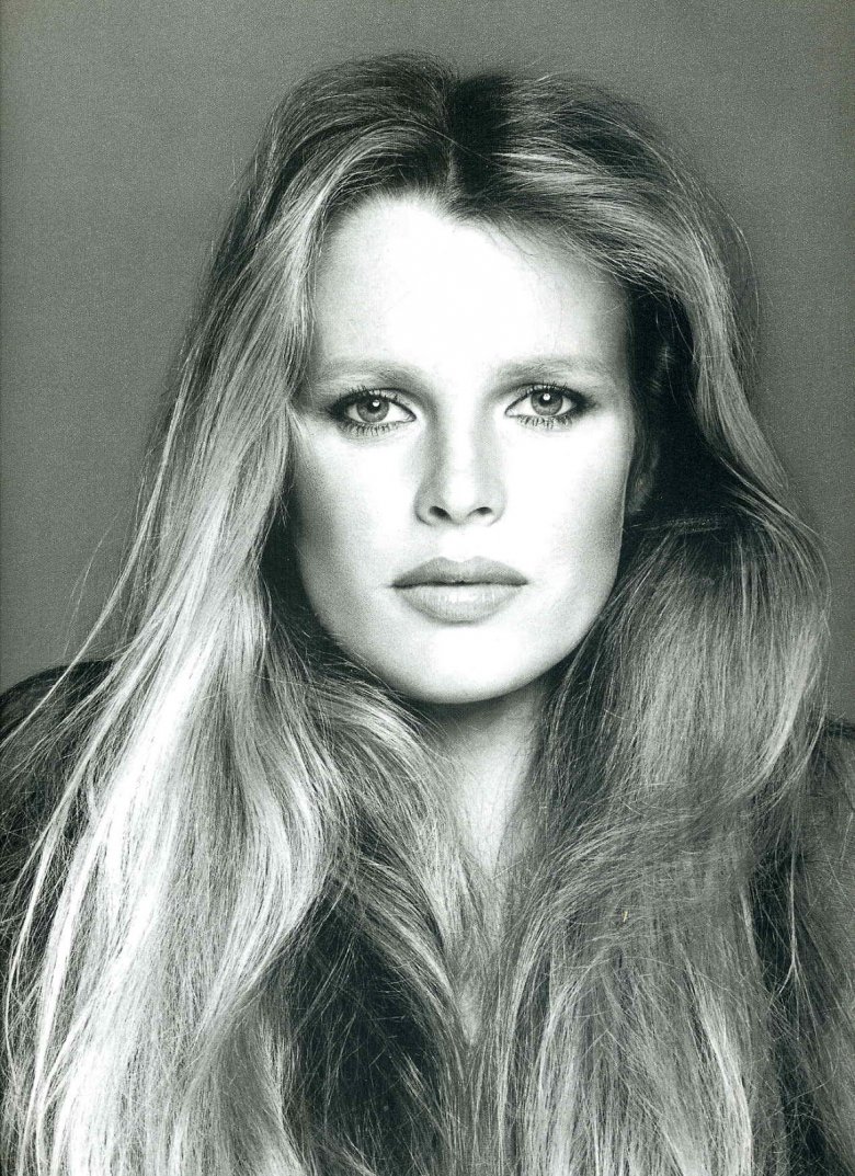 Kim Basinger jeune