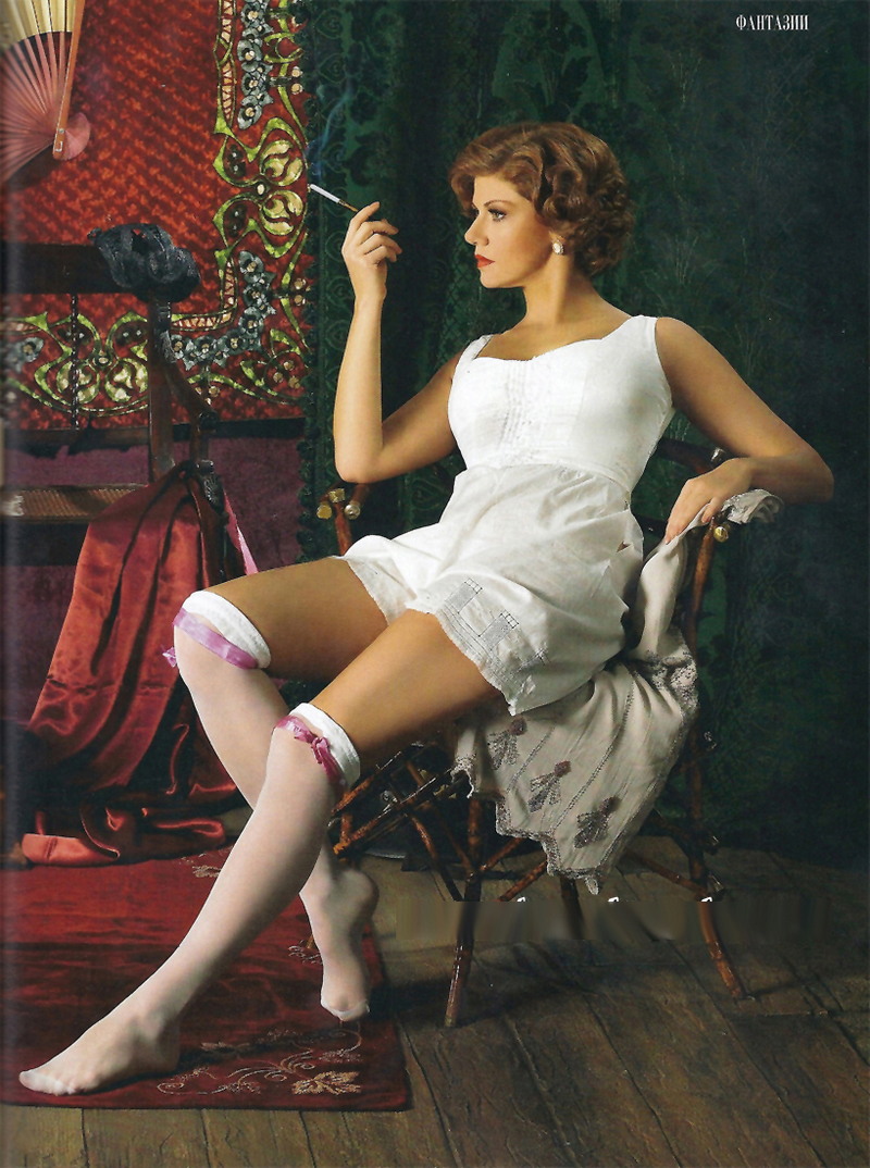 Elena Biryukova nue