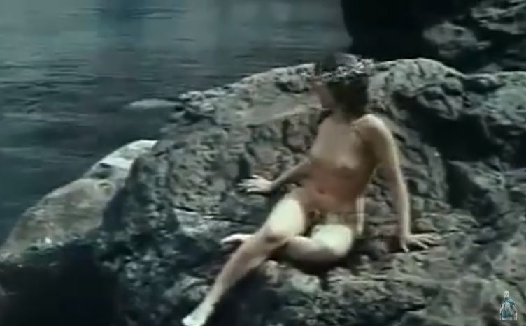 Olga Mashnaya complètement nue