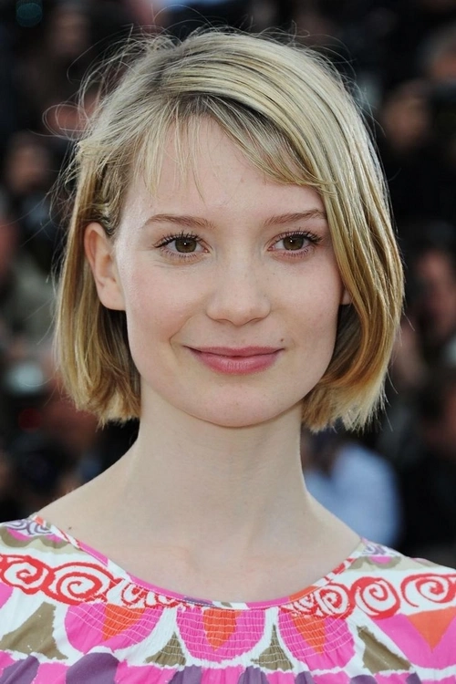 Mia Wasikowska Nue