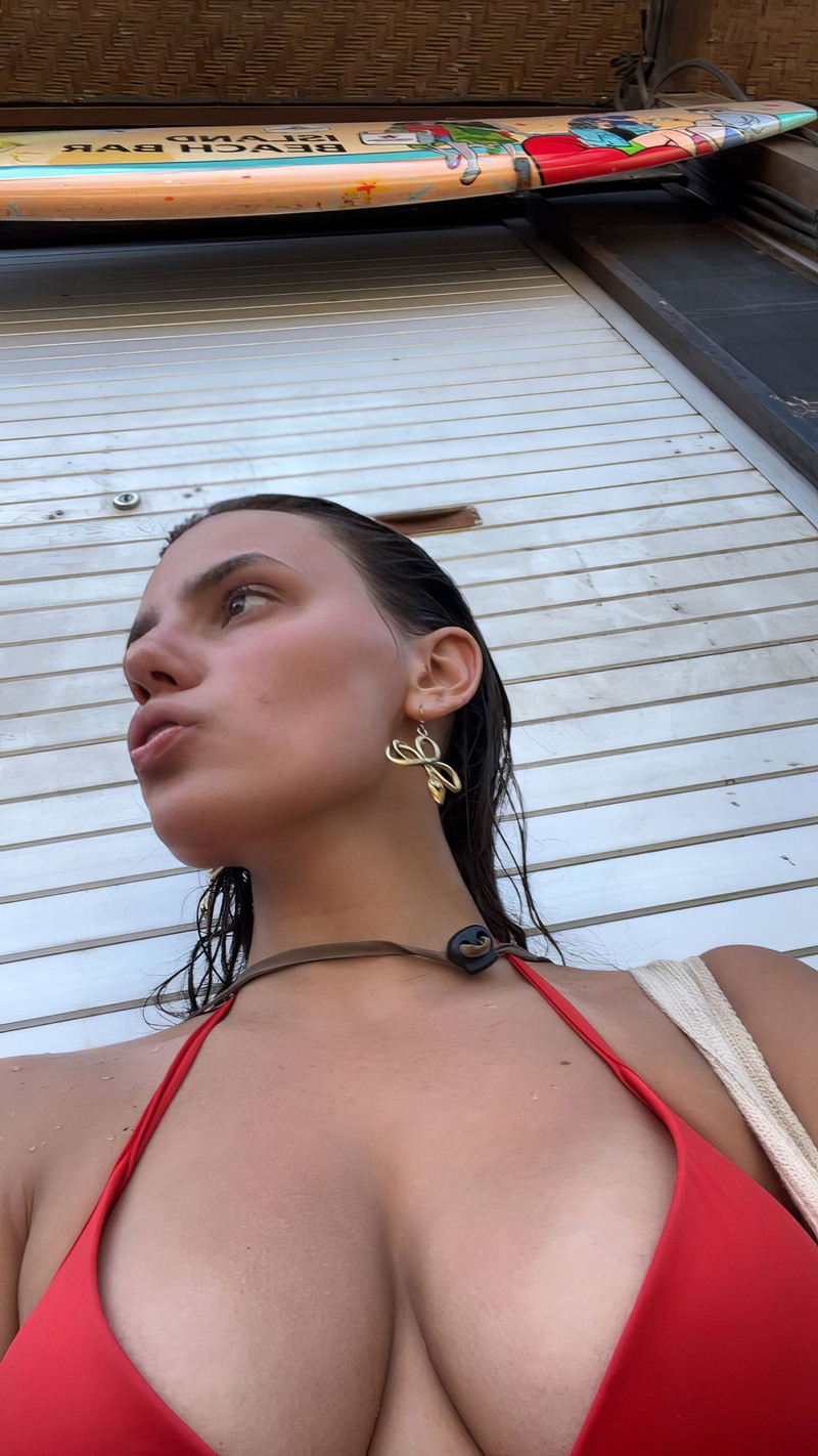 Une photo de Daphne Keen nue