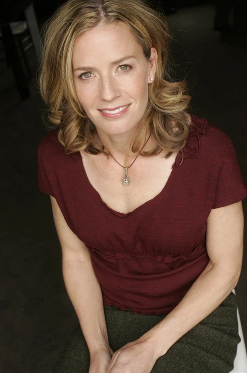 Elisabeth Shue Nue