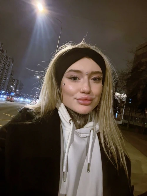 Clara