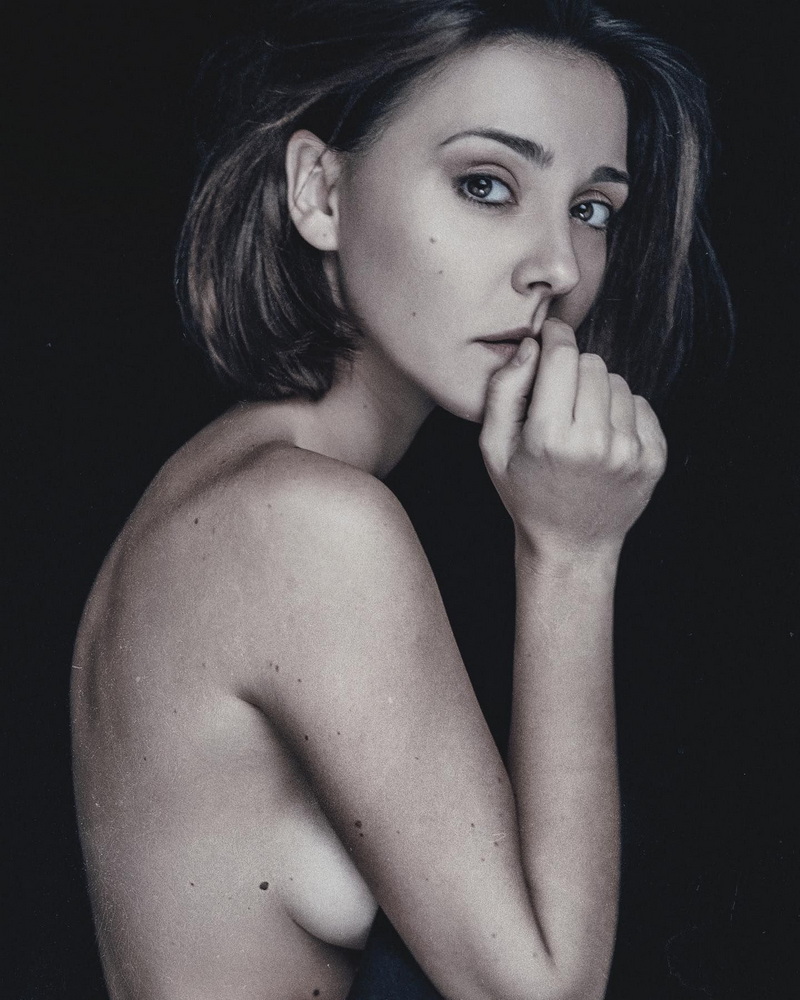 Irina Chesnokova nue