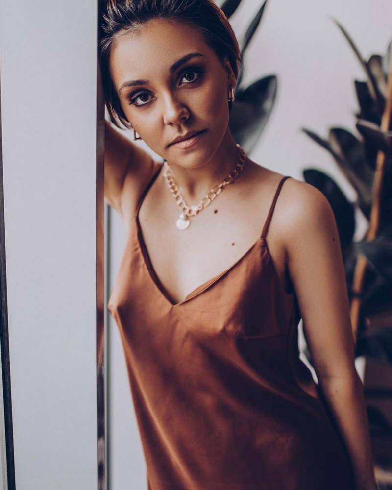 Irina Chesnokova nue