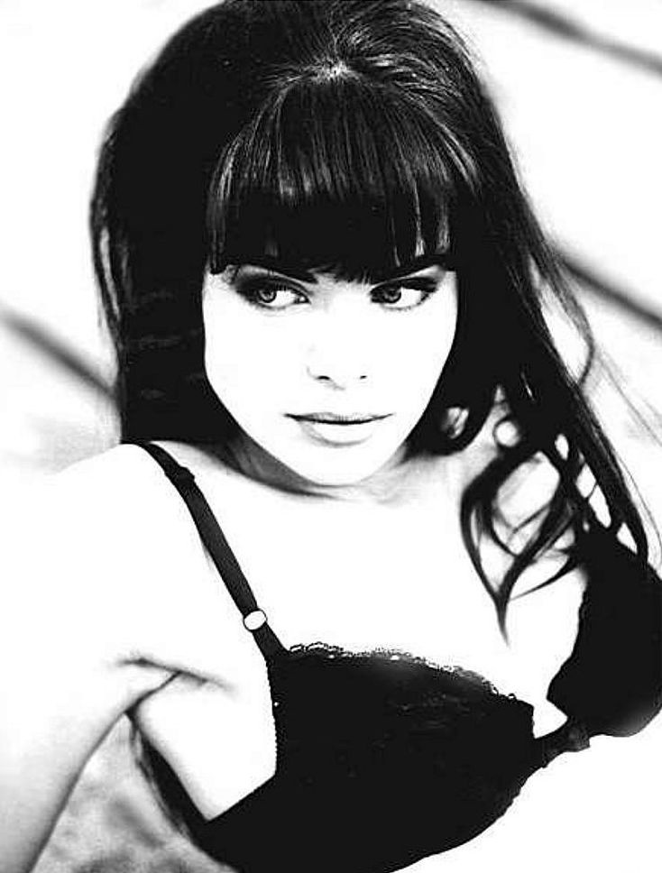 Inna Gomez Nue